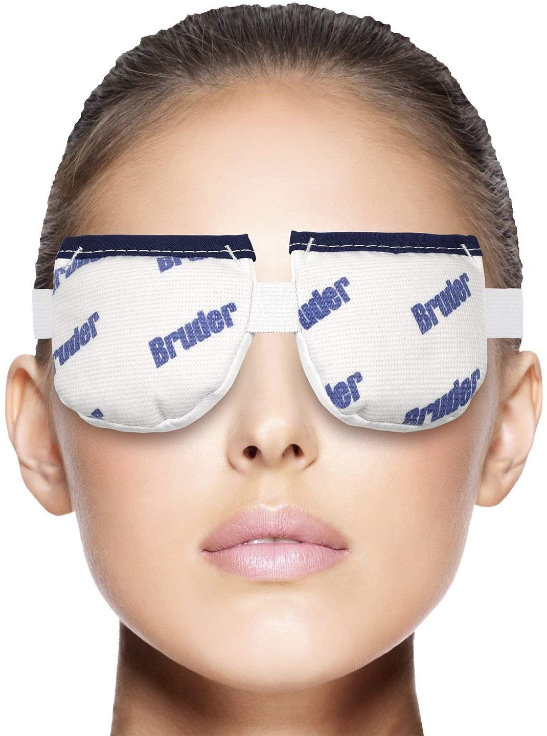 Warm compress over eye to treat dry eye